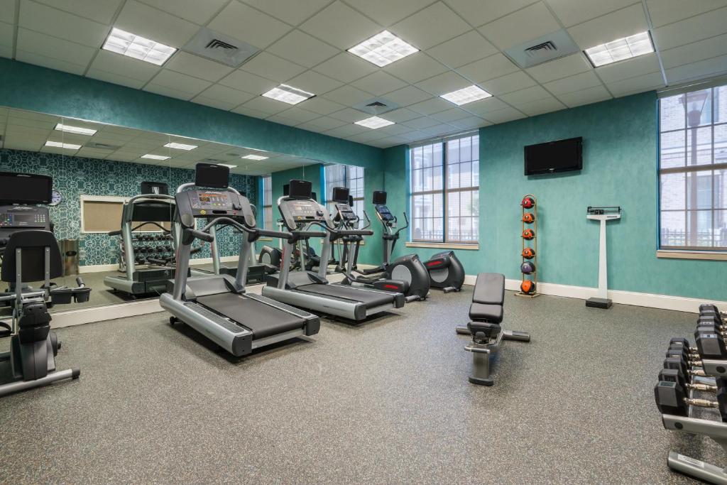 Popular attractions Area Nearby Property